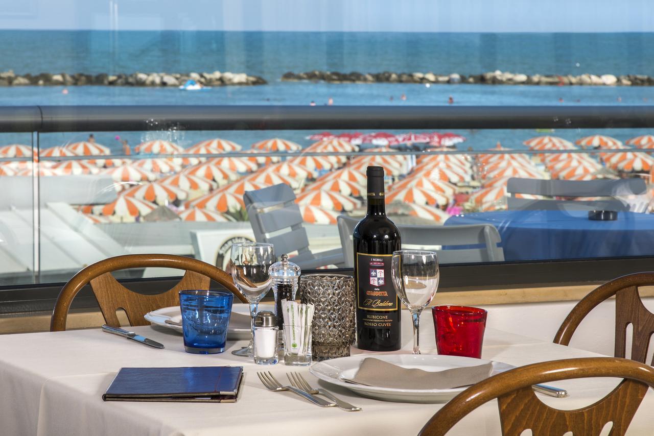 Hotel Igea Spiaggia Беллария-Иджеа-Марина Экстерьер фото